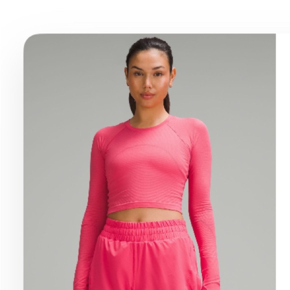 Lululemon Swiftly Tech Cropped Long-
Sleeve Shirt 2.0